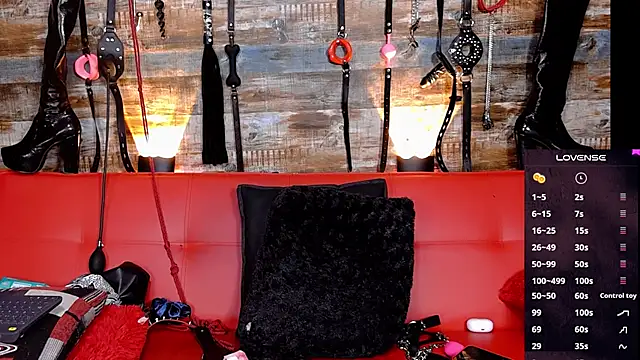 slave Rubi online show from January 8, 10:37 am