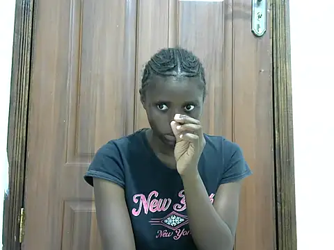 hottgirlval online show from April 6, 11:44 am