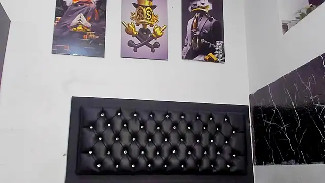 kriixtybrown online show from November 13, 7:13 pm