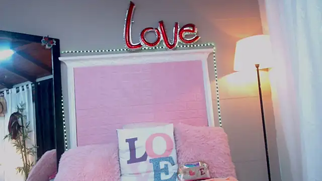 JessyZoe online show from March 11, 11:23 am