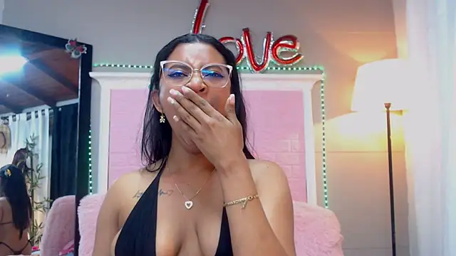 JessyZoe online show from March 11, 5:35 pm