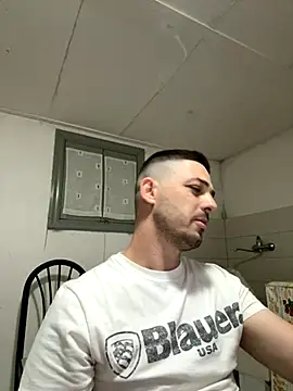 Snapshot of iltoscano95 chatting on September 29, 6:57 pm iltoscano95 online show from September 29, 6:57 pm