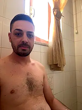 Snapshot of iltoscano95 chatting on October 4, 12:03 pm iltoscano95 online show from October 4, 12:03 pm