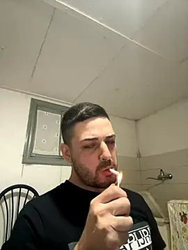 Snapshot of iltoscano95 chatting on October 6, 7:44 pm iltoscano95 online show from October 6, 7:44 pm