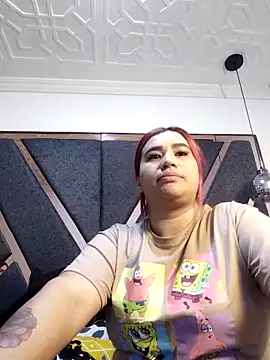 Snapshot of EmaGw chatting on February 4, 10:58 pm EmaGw online show from February 4, 10:58 pm