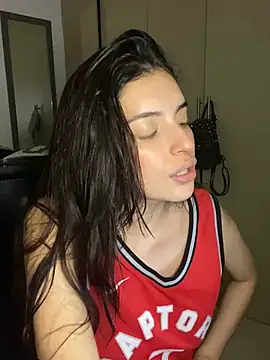 dakota le online show from January 4, 1:42 am