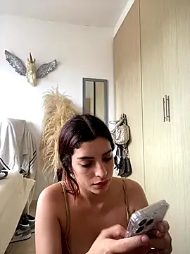 dakota le online show from October 31, 2:18 pm