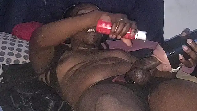 suzyswallowsxxx704 online show from April 5, 4:15 pm