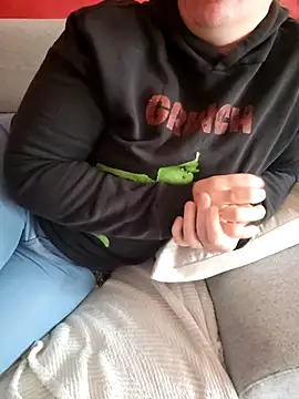 cruellaculdenfer67 online show from September 23, 7:22 am