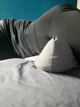 cruellaculdenfer67 online show from October 10, 8:46 am