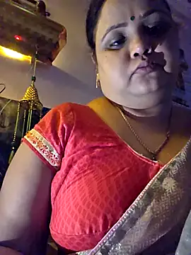 Snapshot of Kiyara7 chatting on October 21, 2:01 am Kiyara7 online show from October 21, 2:01 am