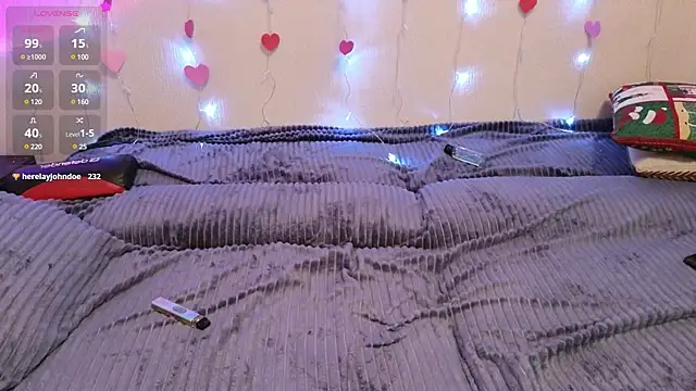 christy memeow online show from March 15, 10:55 pm