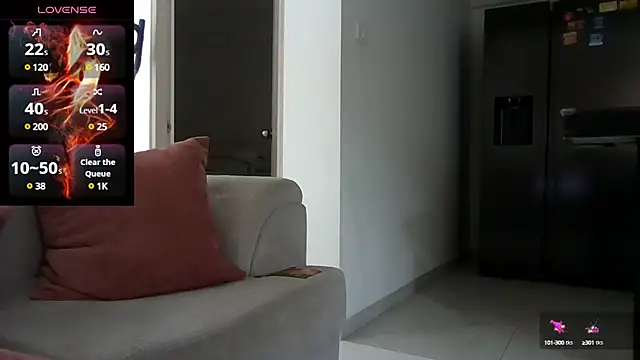 Snapshot of saramartinez1000 chatting on January 29, 7:32 pm saramartinez1000 online show from January 29, 7:32 pm