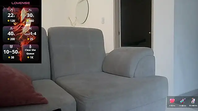 Snapshot of saramartinez1000 chatting on February 9, 6:26 pm saramartinez1000 online show from February 9, 6:26 pm