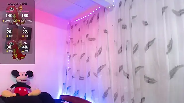 Snapshot of tania_060101 chatting on March 21, 9:45 pm tania 060101 online show from March 21, 9:45 pm