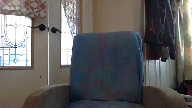 Snapshot of velvetta_ chatting on October 9, 5:55 pm velvetta  online show from October 9, 5:55 pm