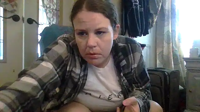 Snapshot of velvetta_ chatting on October 21, 6:08 pm velvetta  online show from October 21, 6:08 pm