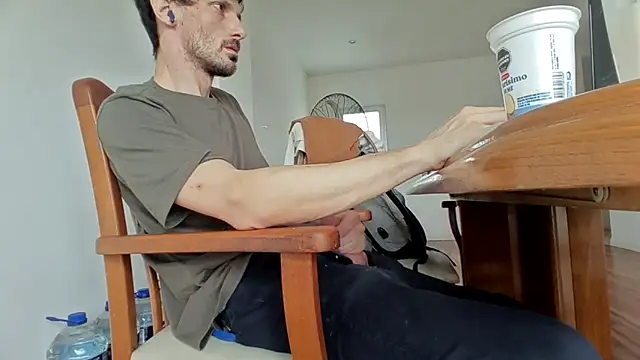 nicolaaaaas online show from March 11, 6:19 pm