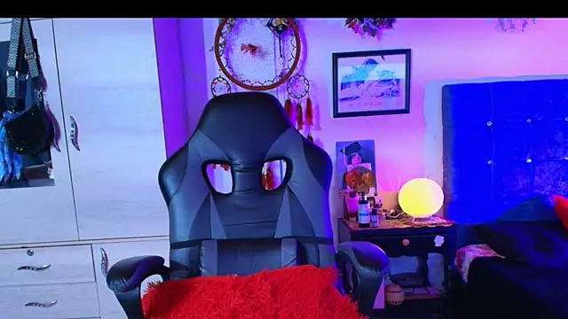 bathory vamps online show from November 12, 2:17 pm