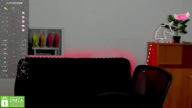 annakillianox online show from February 21, 12:39 pm