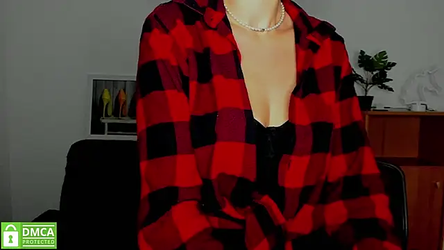 annakillianox online show from October 3, 5:26 am