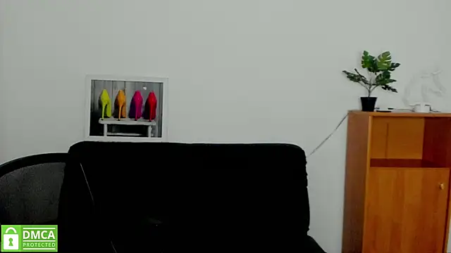 annakillianox online show from October 8, 11:30 am