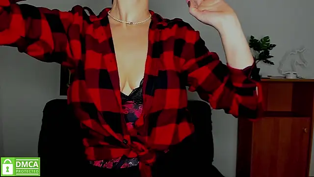 annakillianox online show from October 15, 5:29 am