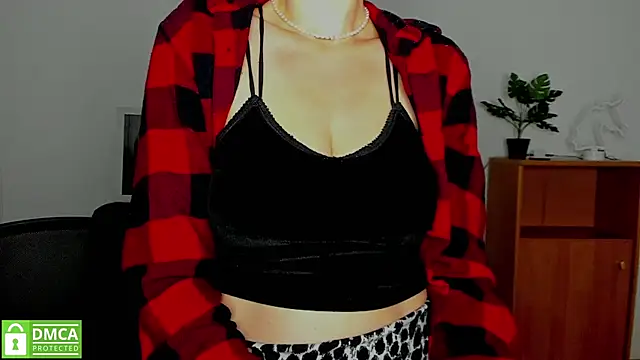 annakillianox online show from October 16, 5:30 am