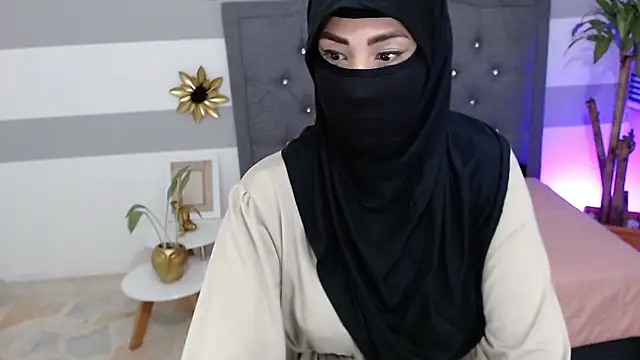 Snapshot of Jalima_sabag chatting on December 23, 10:33 pm Jalima sabag online show from December 23, 10:33 pm