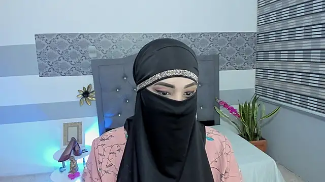 Snapshot of Jalima_sabag chatting on July 3, 12:00 pm Jalima sabag online show from July 3, 12:00 pm