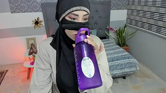 Snapshot of Jalima_sabag chatting on July 10, 6:43 pm Jalima sabag online show from July 10, 6:43 pm