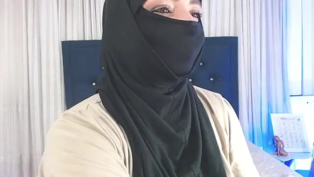 Snapshot of Uzra_hayed chatting on January 30, 10:51 pm Uzra hayed online show from January 30, 10:51 pm