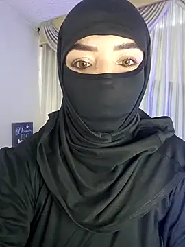 Snapshot of Uzra_hayed chatting on September 27, 12:21 pm Uzra hayed online show from September 27, 12:21 pm