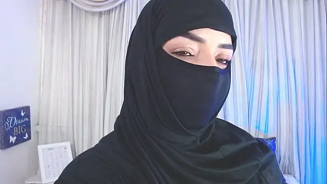 Snapshot of Uzra_hayed chatting on September 30, 7:52 pm Uzra hayed online show from September 30, 7:52 pm