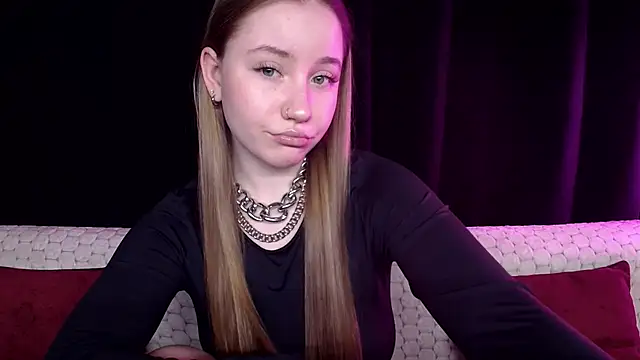 Snapshot of SindiWatsoon chatting on January 22, 1:11 pm SindiWatsoon online show from January 22, 1:11 pm