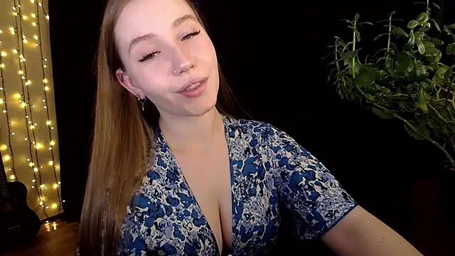 Snapshot of SindiWatsoon chatting on September 30, 10:42 am SindiWatsoon online show from September 30, 10:42 am
