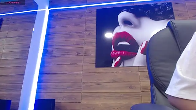 Ashlyeegray online show from February 21, 4:29 am