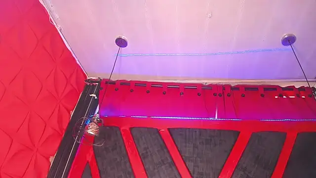 Taylor-hardcore online show from September 9, 2:27 pm