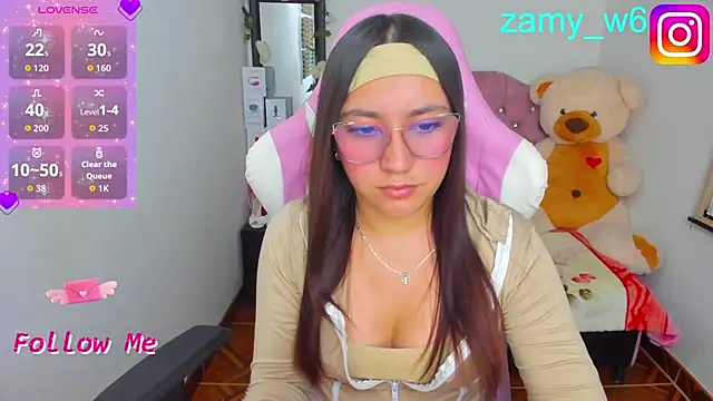 Snapshot of karla_cute01 chatting on May 3, 5:13 am karla cute01 online show from May 3, 5:13 am