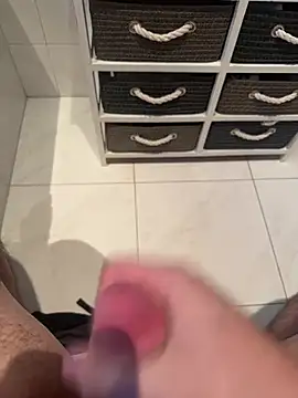 Deralboaus01 online show from March 31, 1:22 pm