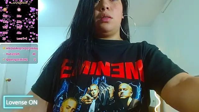 Snapshot of martinna_tay chatting on February 10, 9:04 am martinna tay online show from February 10, 9:04 am