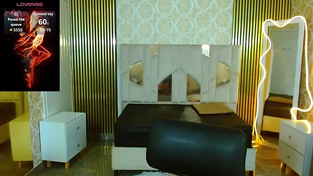 Snapshot of martinna_tay chatting on September 28, 3:12 am martinna tay online show from September 28, 3:12 am