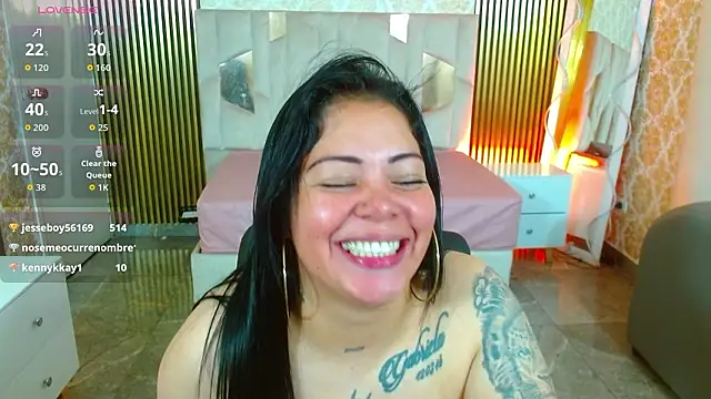 Snapshot of martinna_tay chatting on February 3, 6:40 am martinna tay online show from February 3, 6:40 am