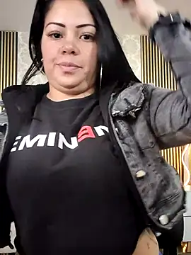 Snapshot of martinna_tay chatting on February 25, 3:16 am martinna tay online show from February 25, 3:16 am