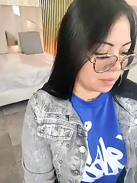 martinna tay online show from March 6, 3:36 am