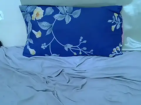 pointy bloom online show from April 11, 7:13 am