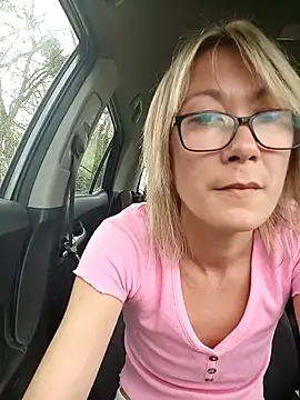 Timide girl2 online show from March 6, 1:03 pm