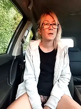 Timide girl2 online show from October 11, 6:34 am