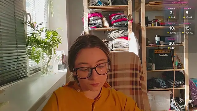 monlight  dana online show from March 9, 12:53 pm