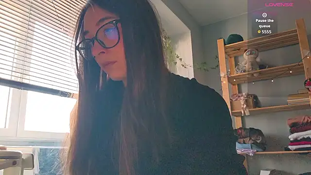 Snapshot of monlight__dana chatting on March 27, 8:26 am monlight dana online show from March 27, 8:26 am